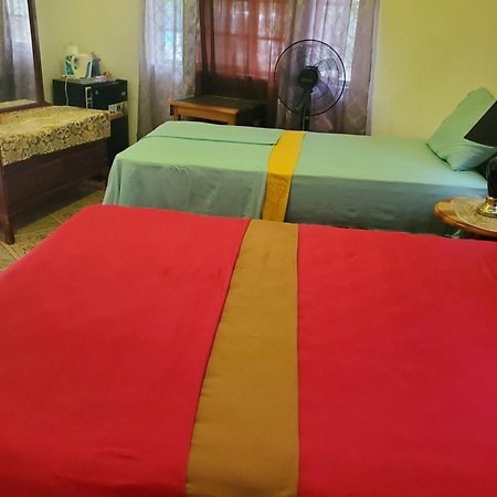 Fay Guest House Negril Exterior foto